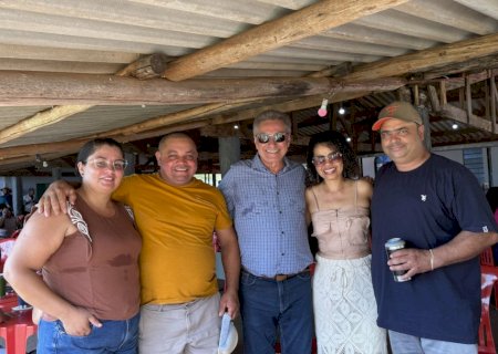 Na Festa de Santo Expedito, Hashioka reafirma compromisso com Nova Andradina e região