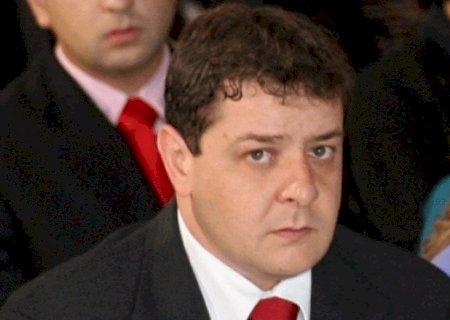 PF troca delegado de inquérito do INSS, que investiga Lulinha