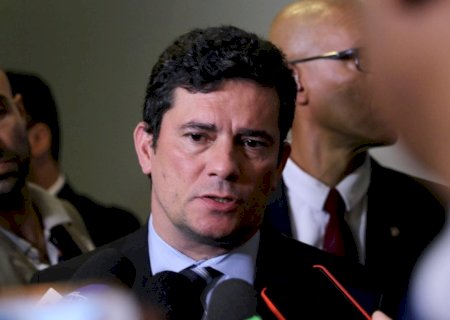 Cármen Lúcia dá 5 dias para Moro se defender em processo de calúnia contra Gilmar Mendes