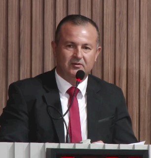 Vereador Lorinho propõe leilão de sucatas e recuperação da frota da Saúde em Batayporã