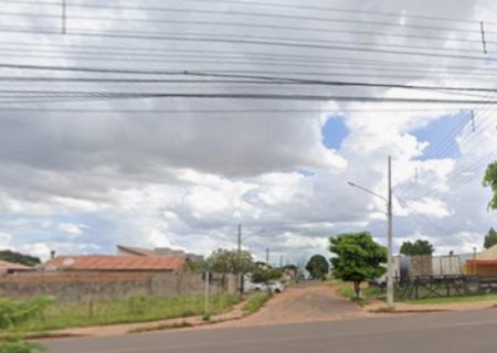 “Para não roubar”: homem tem crânio exposto ao ser agredido a pauladas