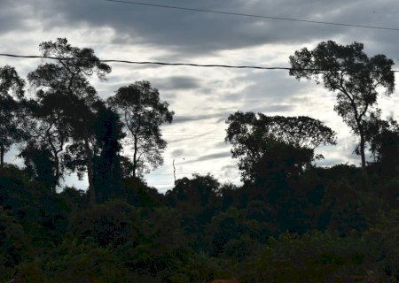 Terça deve ter tempo seco e altas temperaturas em Mato Grosso do Sul
