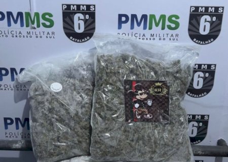 Adolescente é apreendido com skunk durante abordagem a ônibus em MS