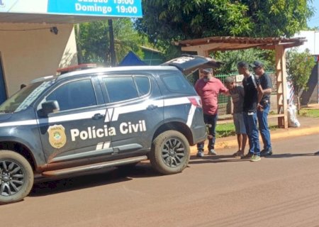 Dupla é presa após atrair entregadores com pedidos falsos e roubar pizzas e dinheiro