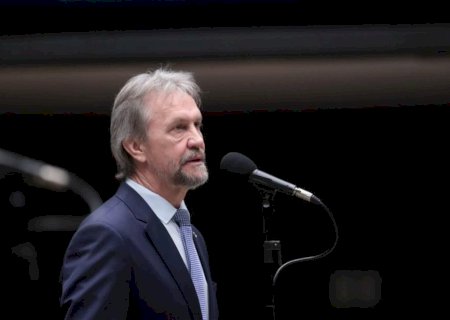 O que levou o PT a se ausentar de debate sobre a redução de maioridade penal na CCJ