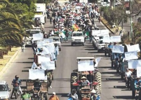 Protestos na Bolívia preocupam estudantes brasileiros às vésperas das férias