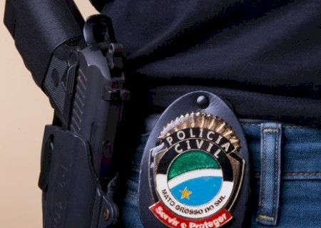 Padrasto é levado à delegacia suspeito de mostrar partes íntimas para enteado de 12 anos
