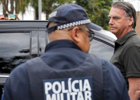 Lindbergh volta a pedir a Moraes a revogação da prisão domiciliar de Bolsonaro