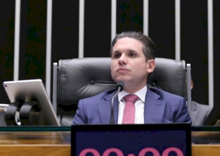 Aliados apostam que Motta ‘congelará’ PEC da redução da maioridade penal