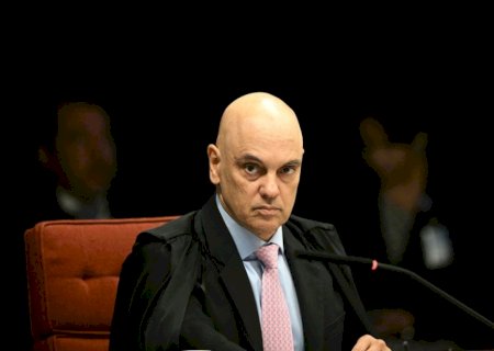 Flávio Bolsonaro pede ao STF que declare Moraes suspeito para julgar Vorcaro e caso Master