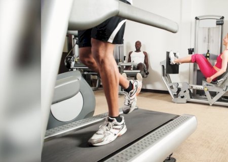 Exercício previne doenças e gera impacto positivo no sistema de saúde