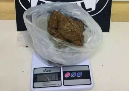 Mulher é presa ao tentar levar maconha escondida em panquecas para presídio