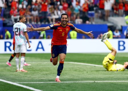 Herói de novo, Merino decide vitória da Espanha e homenageia pai: 'Ainda não acredito'