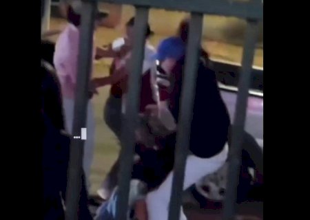 Bala de borracha e spray de pimenta: Polícia acaba com briga entre mulheres em bar de Dourados