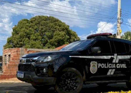 Adolescente é executado a tiros no sofá de casa em MS