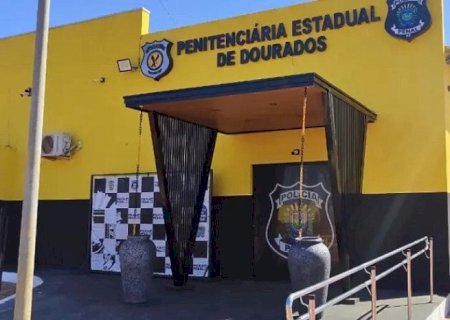 Pente-fino apreende mais de 560 porções de drogas arremessadas para presídio de Dourados