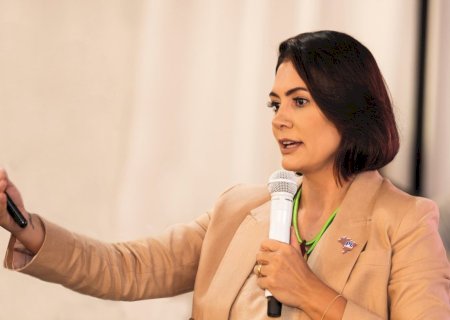 Nova cartada de Michelle Bolsonaro amplia incerteza sobre futuro político