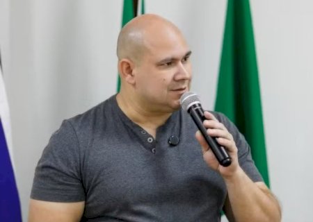 Prefeito bolsonarista veta campeonato de 'farmar aura' em Cuiabá