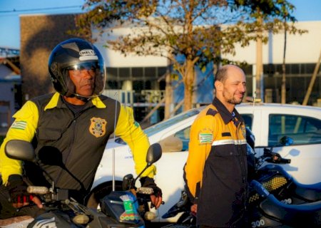 DEMTRAN orienta motoristas sobre mudanças no trânsito durante a 42ª Fejuna