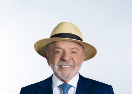 Lula de chapéu na urna: o que diz regra do TSE e especialistas da área