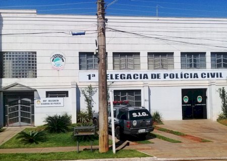Visita à família termina em confusão, agressões e danos a veículo em Nova Andradina