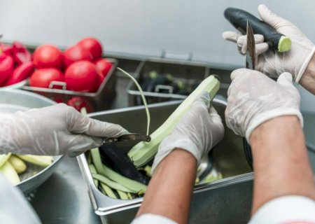 Vigilância Sanitária reforça cuidados na manipulação de alimentos em Batayporã