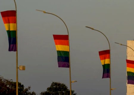 Candidaturas LGBT+ têm recorde em 2026 e se espalham por mais partidos
