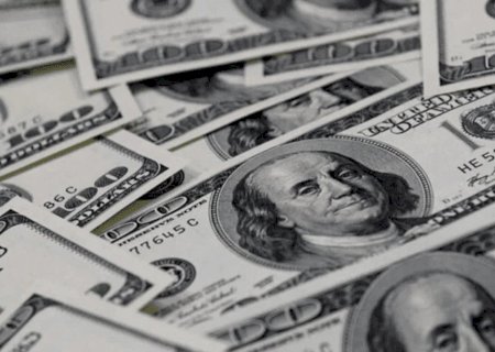 Dólar fecha o último pregão cotado a R$ 5,08