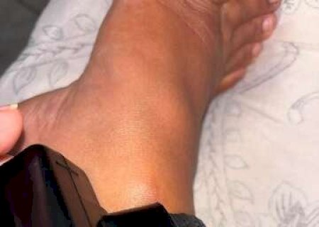 Médica é presa por engano no aeroporto da Capital após erro de identidade