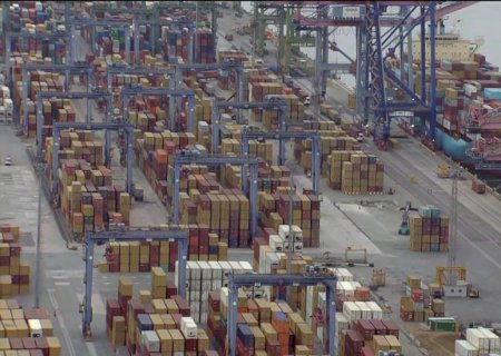Governo não espera solução rápida para tarifaço, mesmo com retomada das negociações com os EUA