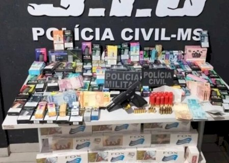 Homem é preso com pistola, munições, mais de 200 vapes e R$ 6,4 mil em MS