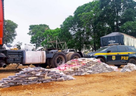 PRF apreende mais de 300 quilos de cocaína em tanques de caminhão