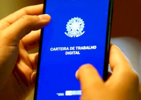 Geração de empregos perde ritmo no Brasil, enquanto comércio sente impacto dos juros e do crédito