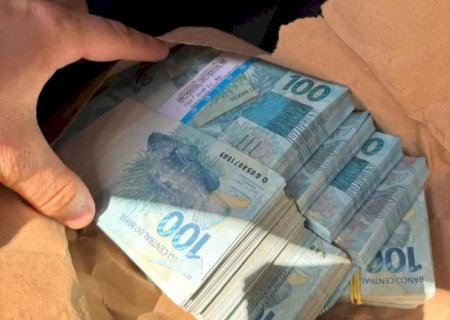 Polícia Federal apreende R$ 250 mil em espécie no comitê e no apartamento de Márcio Fernandes