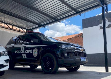 Homem é preso após agredir companheira e filha durante discussão