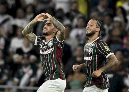 Imprensa internacional repercute peitada de árbitro em Canobbio, do Fluminense: 'Nunca visto'