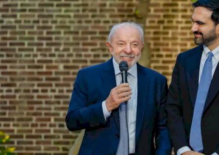 Nos EUA, Lula se reúne com prefeito de Nova York e presidente uruguaio