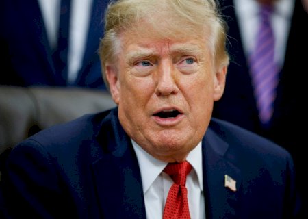 Trump afirma que vai fracionar vacinas infantis para reduzir autismo; tese não tem respaldo científico