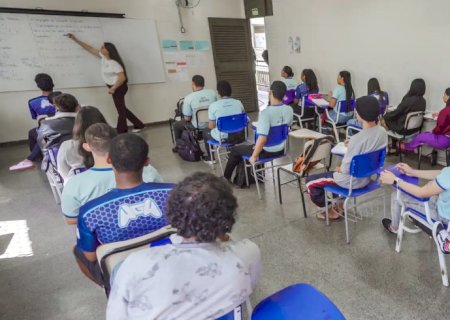 Brasil reduz diferença para países ricos no desempenho escolar