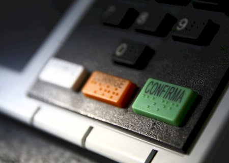 ‘É de direita ou esquerda?’: buscas sobre espectro político de candidatos disparam; especialistas analisam impacto | G1