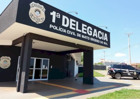 Pai faz filho de 7 meses refém e mobiliza polícia durante 2 horas
