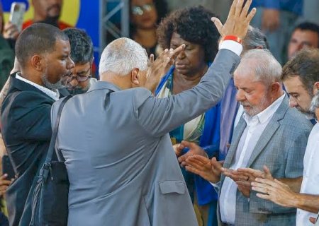 Fé e Bíblia: candidatos apostam na religião para atrair votos
