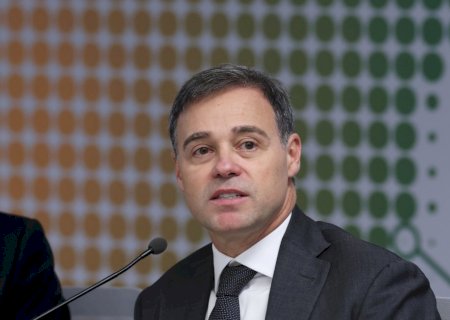Ao atender pedido de Fachin, Mendonça retira sigilo apenas de parte das investigações sobre Master no STF