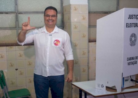 Ao votar, Fábio Trad diz estar convicto de 2&ordm; turno e critica gestão de MS