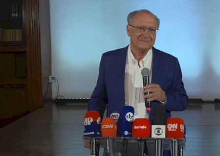 Articulador de Lula com empresários e negociador no tarifaço, Alckmin é reeleito vice-presidente