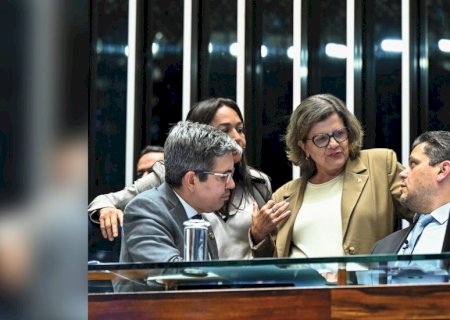 Governistas avaliam ‘tudo ou nada’ para emplacar PEC do fim da escala 6×1