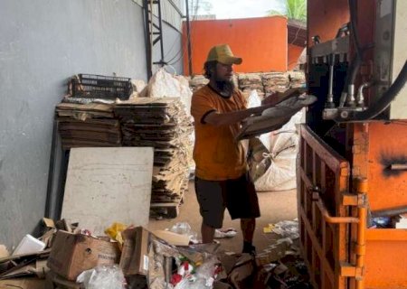 Ex-vereador reintegrado à polícia vai para cidade onde facções estão em guerra