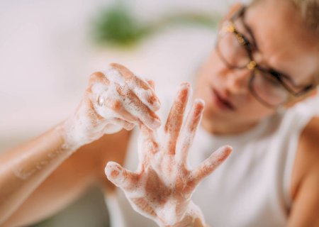 TOC, o transtorno obsessivo-compulsivo, transforma medo em rotina