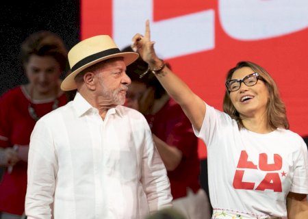 Aliados de Lula acreditam em menor espaço para Janja, mas descartam desaparecimento da campanha