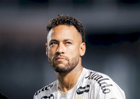 Neymar joga um a cada quatro clássicos em retorno ao Santos